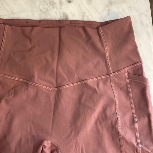 lululemon athletica Pants - Lululemon Cropped Leggings